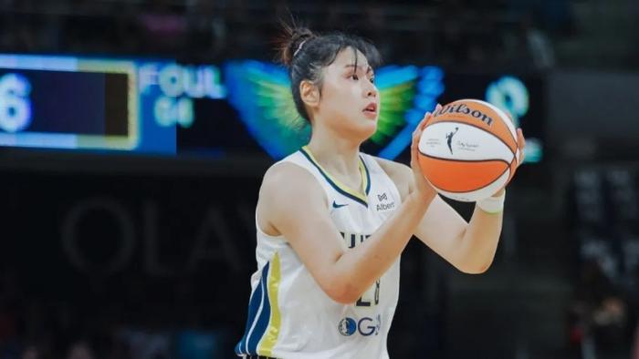 开云体育-关注杨瀚森，也别忘了隔壁的李月汝