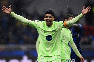 开云体育-麻了阿劳霍76分钟登场补时没防住绝平，加时被戏耍过掉遭绝杀