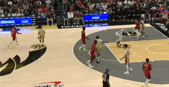 kaiyun.com-确认了！交易首秀！NBA第一个转会球星