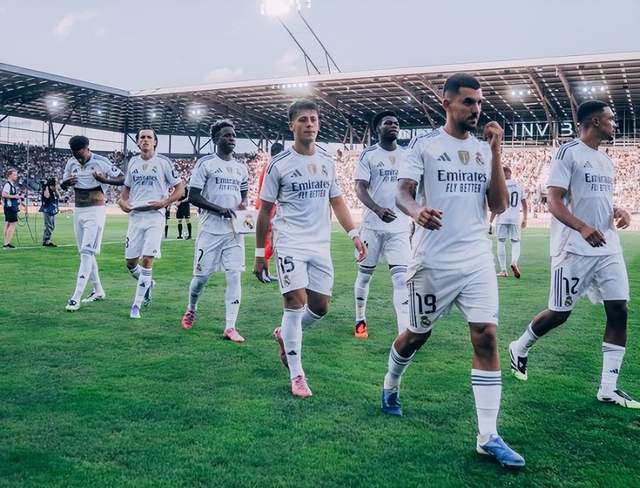 kaiyun.com-落后巴萨4分！皇马更衣室几乎绝望：翻盘希望渺茫 想要换帅